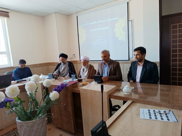 تجلیل از برگزیدگان پویش یاحسین(ع) در گناباد
