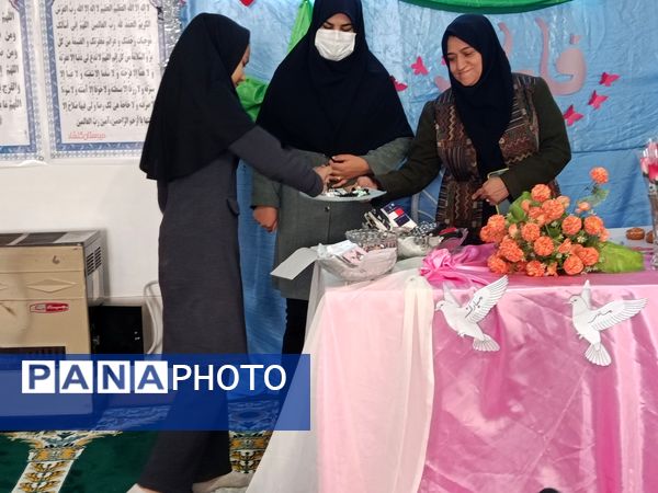 جشن روز مادر و ولادت حضرت زهرا (س) در مدرسه گلشاد خلیل آباد