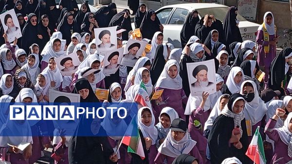  ۱۳ آبان؛ فریاد ایستادگی و عزت ایرانی در شهر بن 