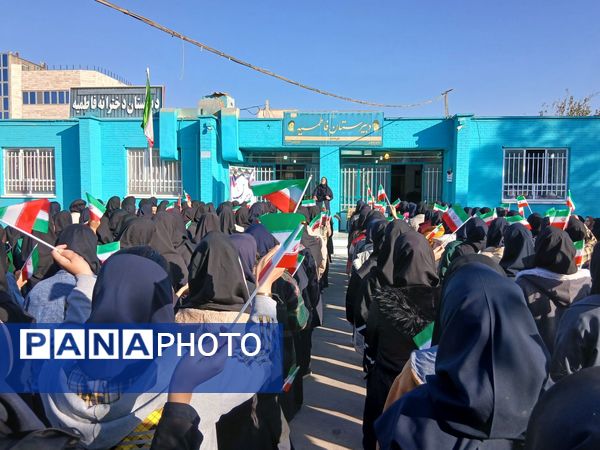 افتتاحیه همیاران معلم در دبیرستان فاطمیه