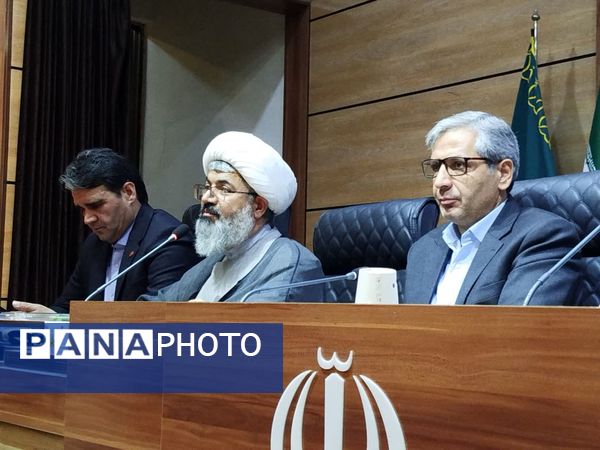 شورای اداری شهرستان کاشمر با حضور رییس سازمان بهزیستی کشور 