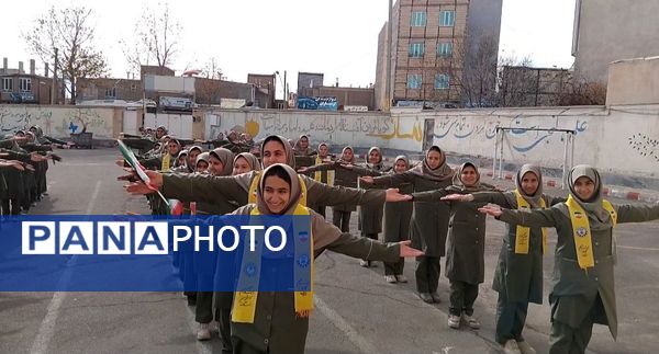 بازدید مسئولان سازمان دانش‌آموزی آذربایجان شرقی از مدارس تمام تشکیلاتی اهر