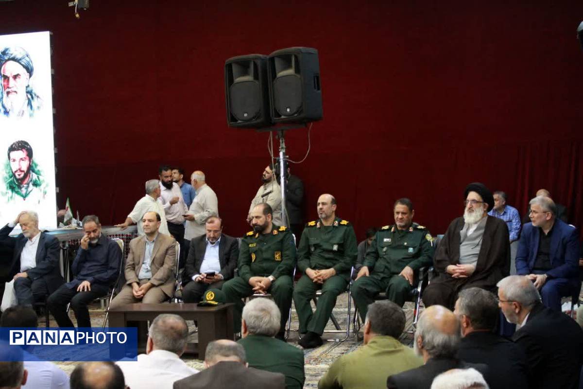 بیست و هشتمین گردهمایی یادگاران 8سال دفاع مقدس در استان البرز