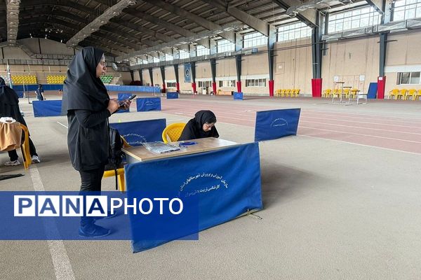 رقابت دبیران تربیت بدنی شهرستانهای تهران جهت راه یابی به مسابقات کشوری در ملارد 