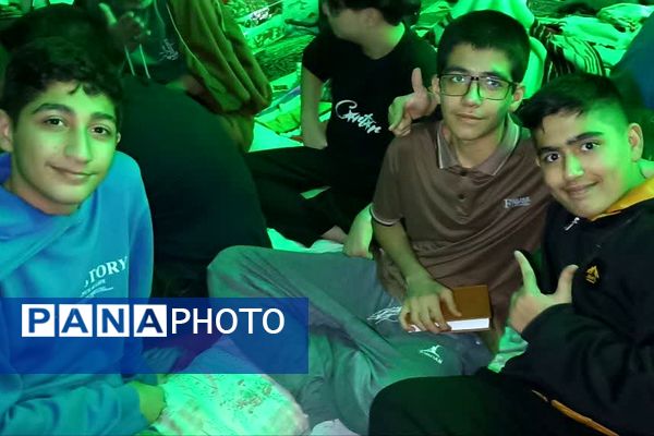 اولین روز حضور پسران ناحیه دو شهرری در مراسم معنوی اعتکاف 
