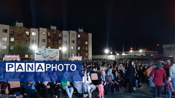 ویژه برنامه دهه کرامت در شهرک امید صفادشت