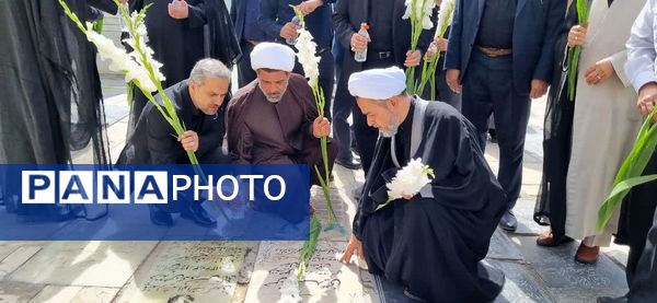 گلباران مزار شهدای هفتم تیر در قم