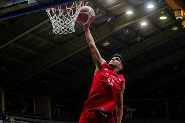 آغاز اردوی پسران آسمان‌خراش ایران زیر نظر «وسلین ماتیچ»