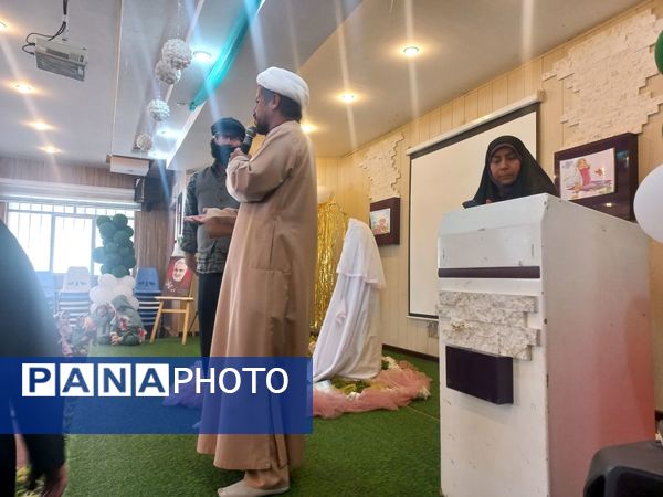 مراسم روز اول مهر و به صدا درآوردن زنگ مهر و مقاومت و ایثار