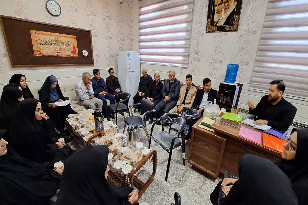 داوری 28 اثر جشنواره «اصلاح روشهای آموزش و تحول در محیط های یادگیری» در استان قم