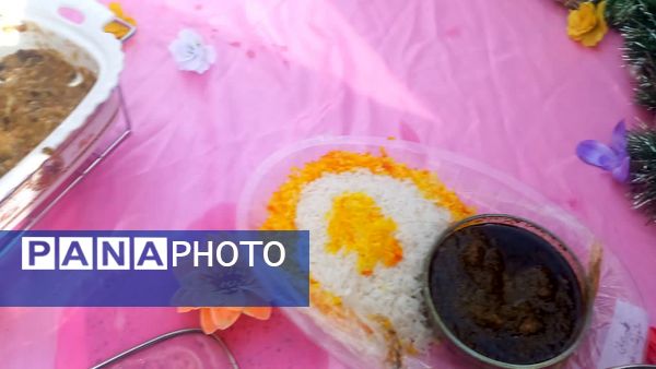 جشنی شاد و رنگین برای بانوان هنرمند شازند