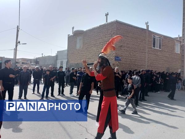 تعزیه‌خوانی اباعبدالله الحسین در روز عاشورای حسینی در روستای نقاب