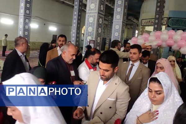 ازدواج آسان در امامزاده حضرتین به مناسبت روز مادر با حضور 300 زوج