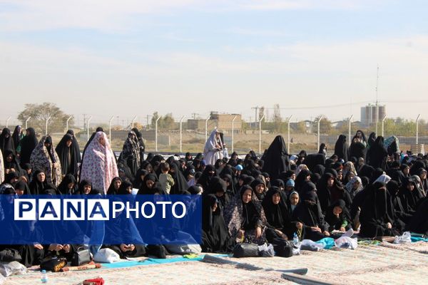 نماز باران در مدرسه نسل آفتاب