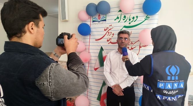 جشن عاطفه‌ها در استان سمنان با تاکید بر تربیت اجتماعی دانش‌آموزان برگزار شد