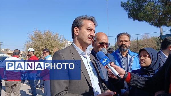 بیست‌وهفتمین مانور سراسری زلزله و ایمنی در مدرسه شهید دهقان ناحیه 2 یزد