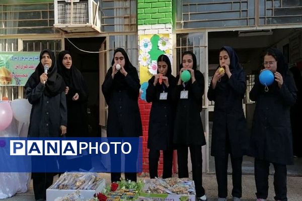 جشن میلاد باسعادت حضرت زینب کبری (س) و روز پرستار در دبیرستان شهید مجید دهنوی نیشابور