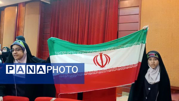 ویژه برنامه فاطمه بهانه خلقت در سالن همایش صدای و سیمای خراسان رضوی