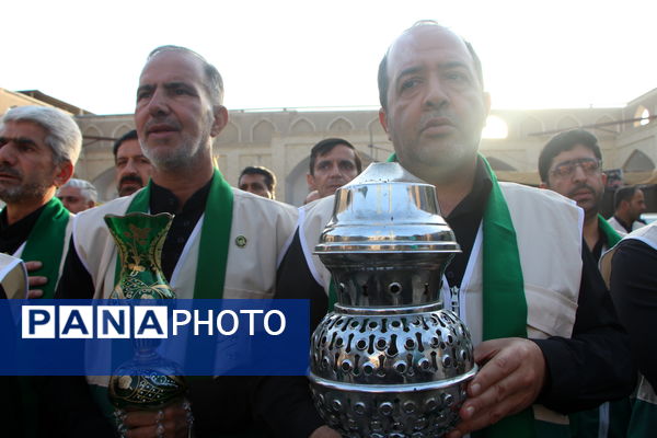 کاروان نمادین حضور امام رضا (ع) در یزد