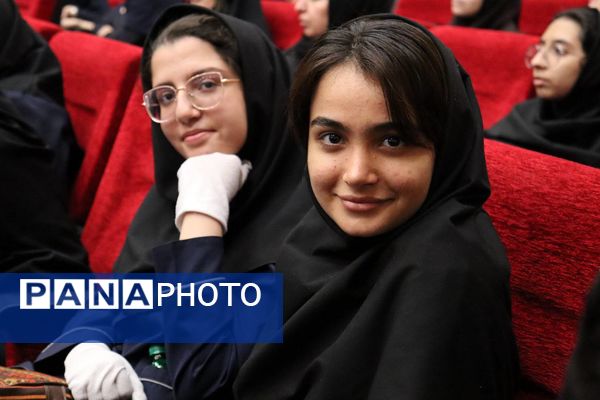 برگزاری جشن روز دختر با همکاری کانون خدمت رضوی و نهادهای آموزشی در منطقه 14 تهران 