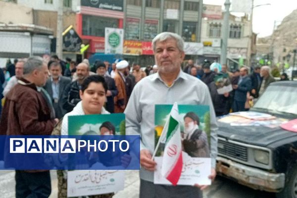 حضور پرشور مردم و مسئولان روزه‌دار شهرستان فیروزکوه پررنگ‌تر از هر سال در راهپیمایی روز قدس