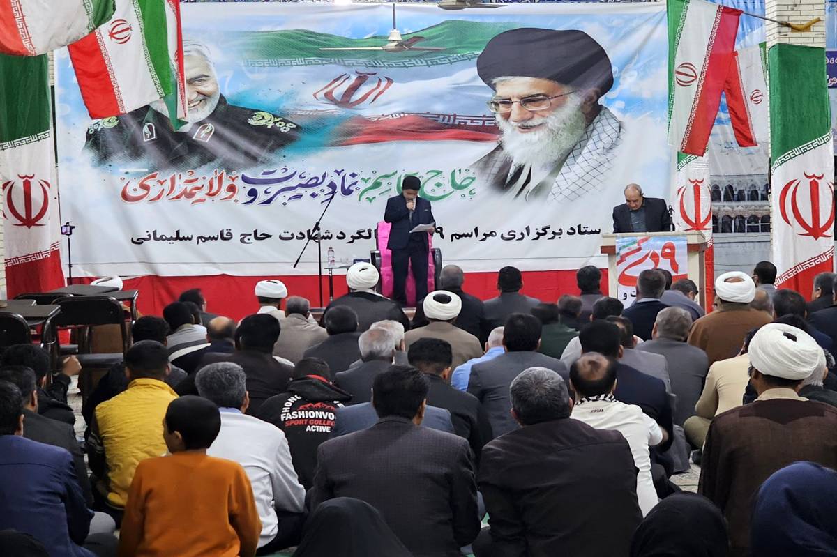 حماسه ۹دی و یاد سردار سلیمانی چراغ هدایت ملت ایران در برابر فتنه‌ها است