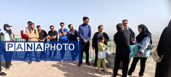 همایش همگانی پیاده‌روی خانواده بزرگ دانشگاه آزاد اسلامی شهرستان شیروان