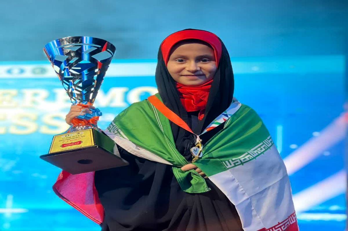 دختر ۱۰ ساله ایرانی قهرمان آسیا در شطرنج برق‌آسا: حجاب مانع افتخارآفرینی نیست/ شطرنج ذهنم را برای درس خواندن خلاق‌تر کرده است