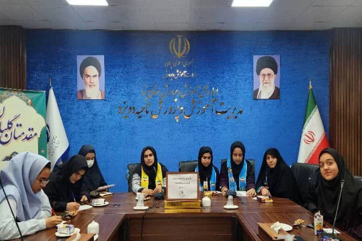 شورای دانش‌آموزی «سفیران فرهنگی مدارس» هستند