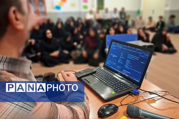 کارگاه آموزشی «طرح تحول در فرآیند آموزش و یادگیری» در باشت 