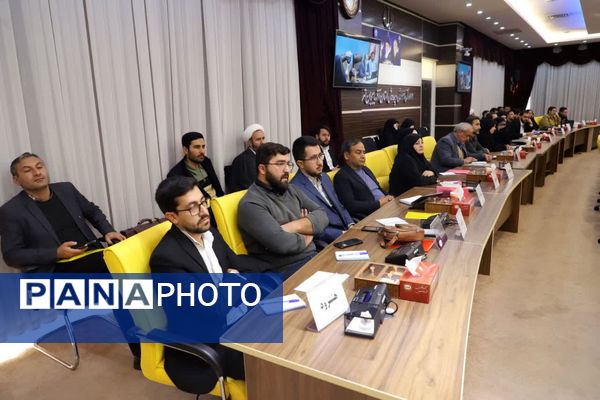 کارگاه توان افزایی کارشناسان قرآن، عترت و نماز و مدیران دارالقرآن‌های استان آذربایجان شرقی 