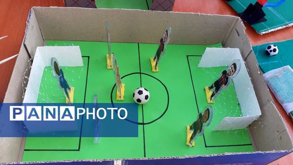افتتاحیه نمایشگاه دست‌سازه المپیاد ورزشی درون مدرسه‌ای 