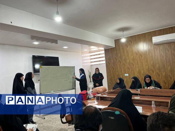 توانمندسازی مربیان پیشتاز با برگزاری دوره «مربیان کاردان» در سعدآباد