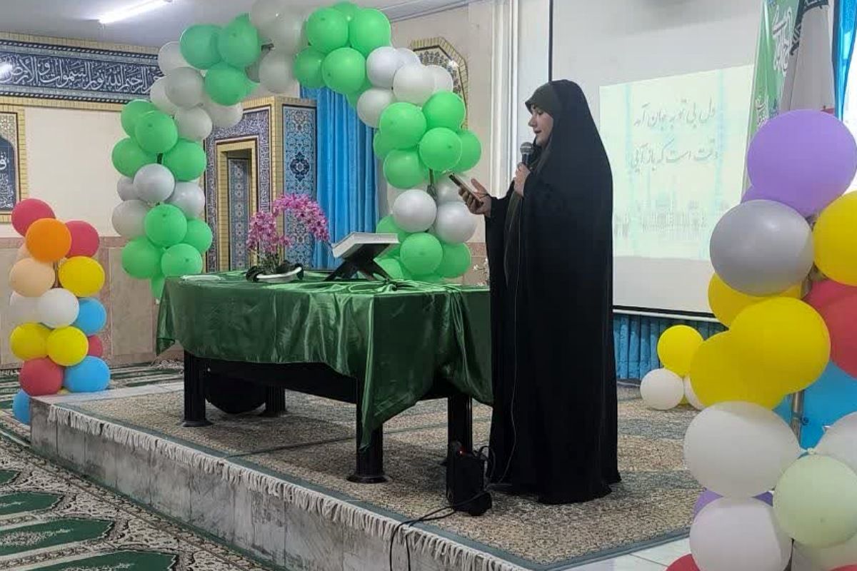 برگزاری مراسم افتتاحیه طرح مصباح الهدی در دبستان شهید حبیب پور ناحیه یک شهرری