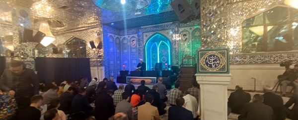 مراسم احیای شب نوزدهم رمضان در امام زاده سید عباس شهرستان بجنورد استان خراسان شمالی