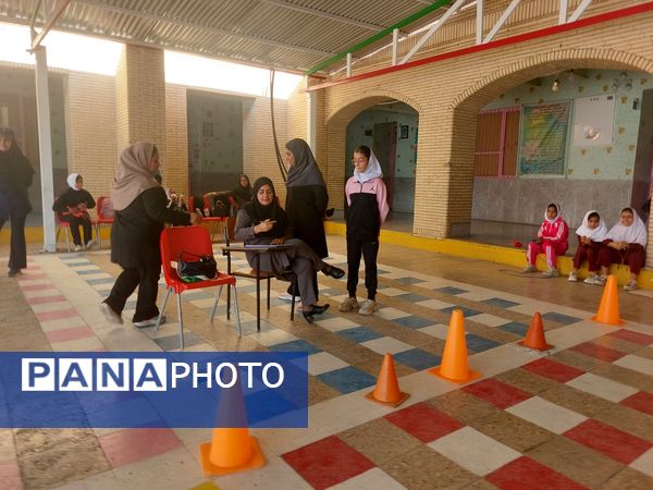 برگزاری مسابقه بینمدرسهای طنابزنی ویژه دختران در حاجیآباد