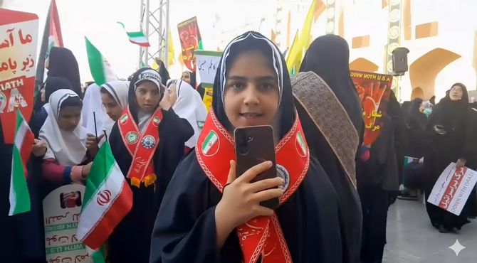 روایت اتحاد و غیرت دانش‌آموزان یزدی در راهپیمایی ۱۳ آبان