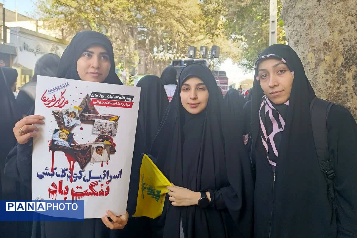 همه‌باهم در راهپیمایی روز دانش‌آموز؛ تجلی وحدت و آگاهی نسل نو