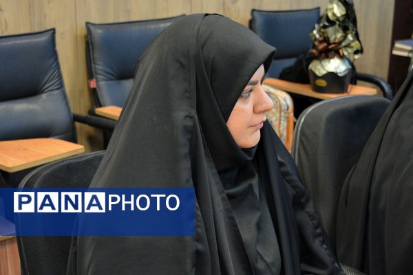 برگزاری جلسه توانمند سازی ویژه مشاوران جدیدالاورود در بهارستان دو