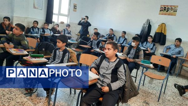 برگزاری «یکشنبه‌های مهارتی» در دبستان شاهد یاسوج با محوریت پیشگیری از آسیب‌های اجتماعی