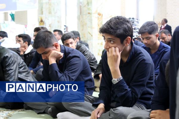 تجلی پیوند مدرسه و مسجد در خاتم