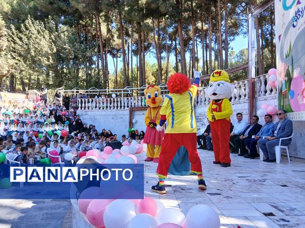جشن روز کودک در پارک بانوان شهرستان کاشمر 