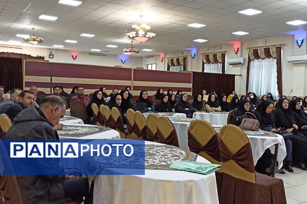 همایش بهداشت روان در اردوگاه میثاق شهرستان آباده 