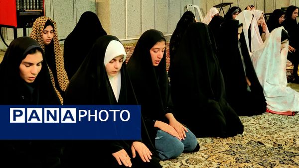 جشن فارغ‌التحصیلی دانش‌آموزان دختر بروجنی