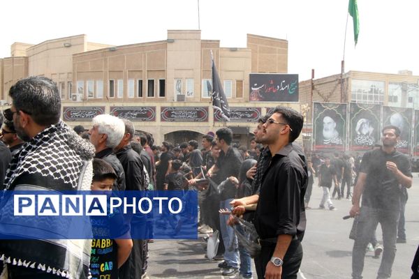 عزاداری عاشورای حسینی در گرمای سوزان بم