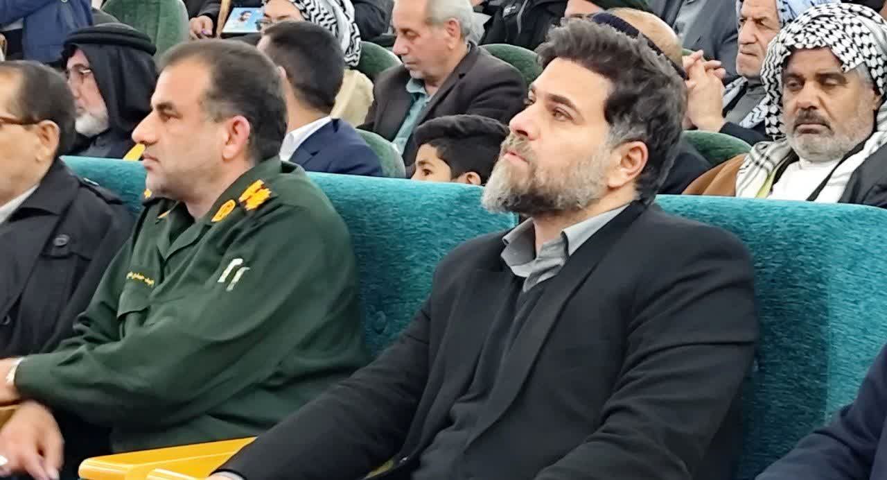 مکتب شهدا، چراغ راه مقاومت و الگوگیری جامعه است