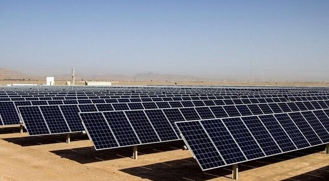 صدور مجوز احداث ۷۹ ساختگاه نیروگاه خورشیدی در استان تهران
