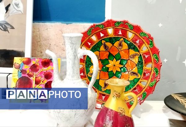 نمایشگاه  دستاوردهای علمی و تحقیقاتی دانش‌آموزان کلات