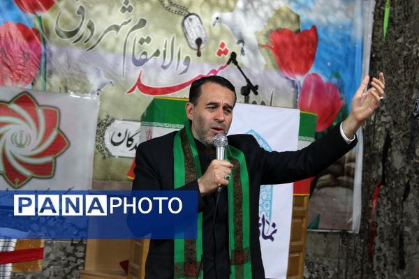 حضور کاروان آستان خورشید در شهر درق