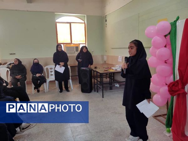 جشن میلاد حضرت زینب(س) و بزرگداشت روز پرستار در هنرستان زهرای مرضیه بندرعباس